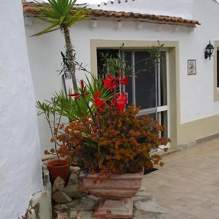 Converted Windmill On Top Of A Hill, Sleeps 4-6, With Beautiful Views *